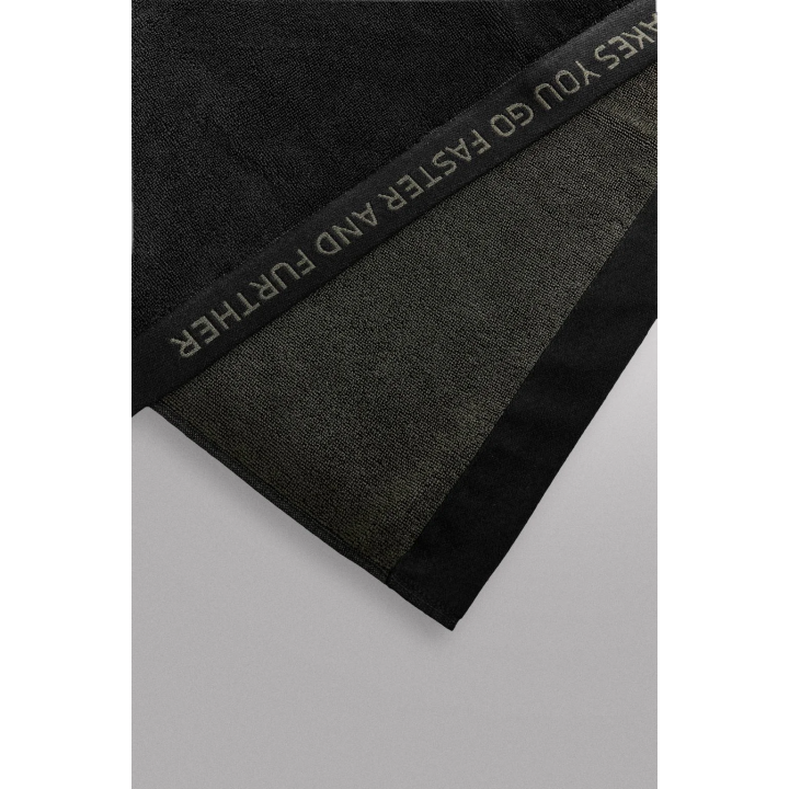 Большое полотенце для тренировок