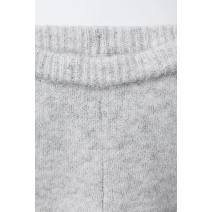 ТРИКОТАЖНЫЕ БРЮКИ С ВЫШИВКОЙ ЦВЕТОВ