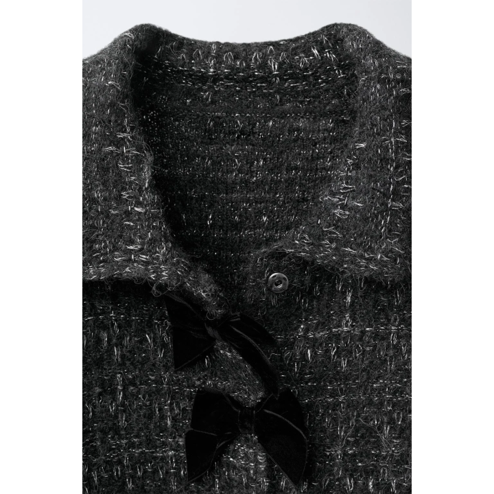 КАРДИГАН С БЛЁСТКАМИ И БАРХАТНЫМИ БАНТАМИ