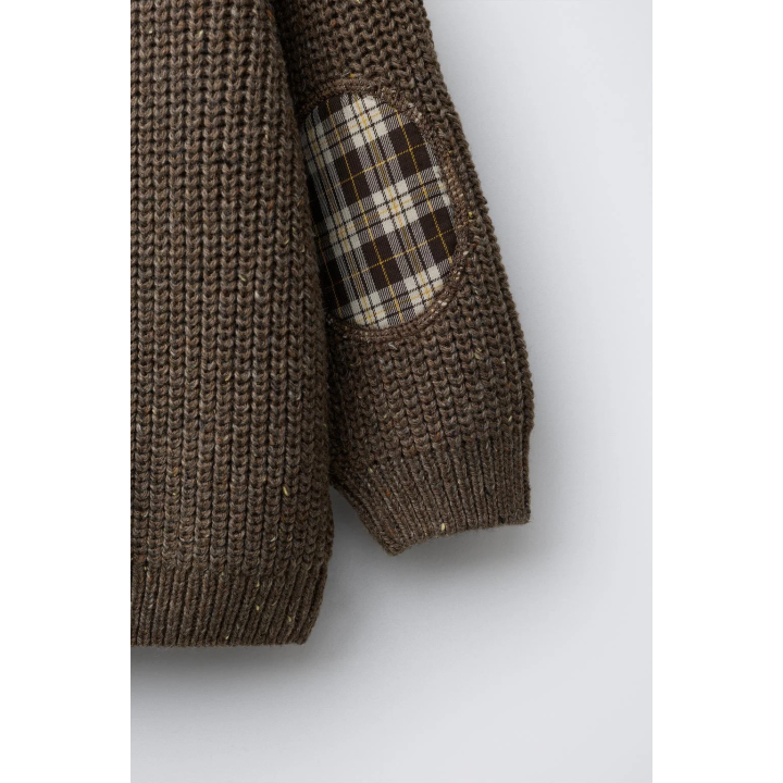 СВИТЕР КРУПНОЙ ВЯЗКИ С НАЛОКОТНИКАМИ