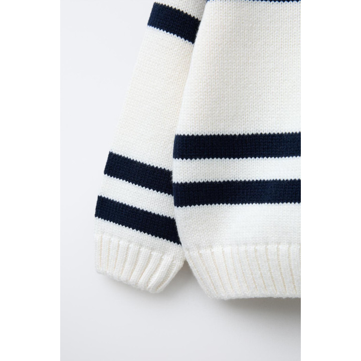 ТРИКОТАЖНОЕ ПОЛО В ПОЛОСКУ С ПРИНТОМ SNOOPY PEANUTS™