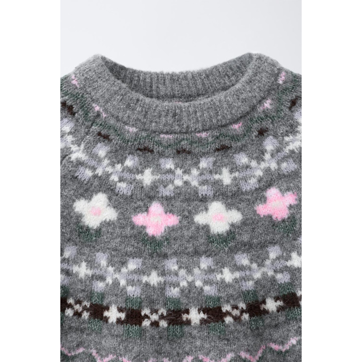 ЖАККАРДОВЫЙ СВИТЕР