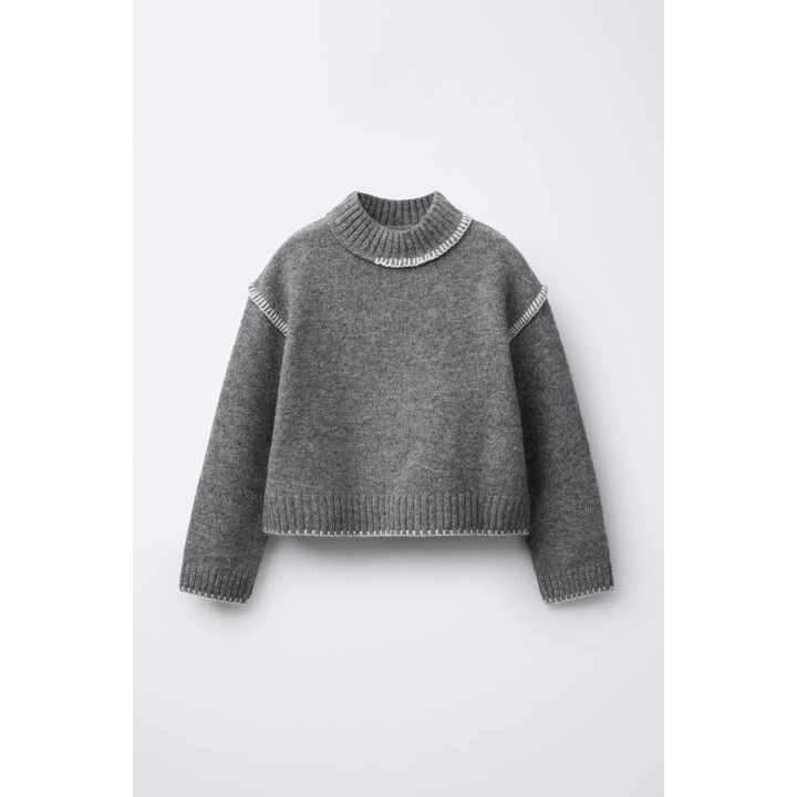 ДЖЕРСИ ВЯЗАНЫЙ С КОНТРАСТНОЙ ВЫШИВКОЙ