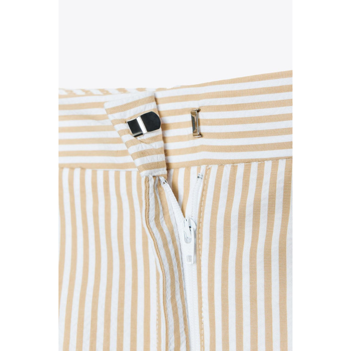 ЮБКА-ШОРТЫ В ПОЛОСКУ С РЕМНЕМ