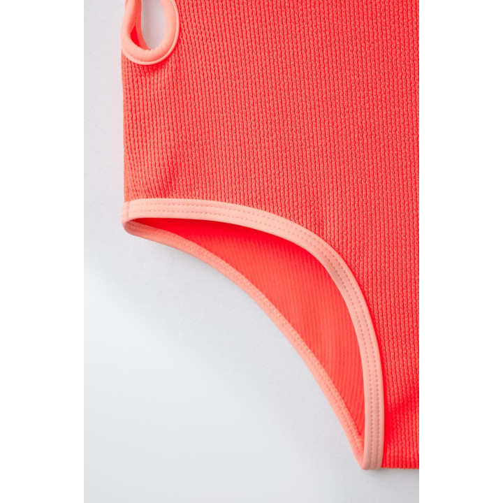 Купальник с вырезами по фигуре для детей 6-14 лет