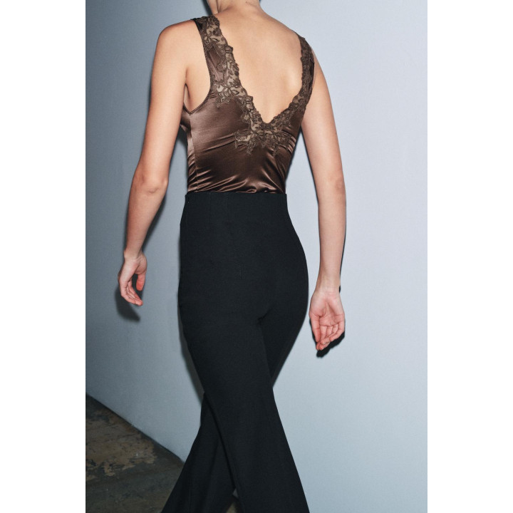 Боди из атласа zw collection с кружевными отделками