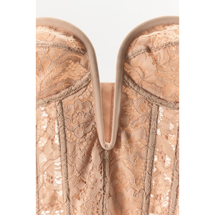 КОРСЕТ С КРУЖЕВОМ И ВЫРЕЗОМ