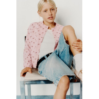 ВЯЗАНЫЙ КАРДИГАН С ЦВЕТАМИ