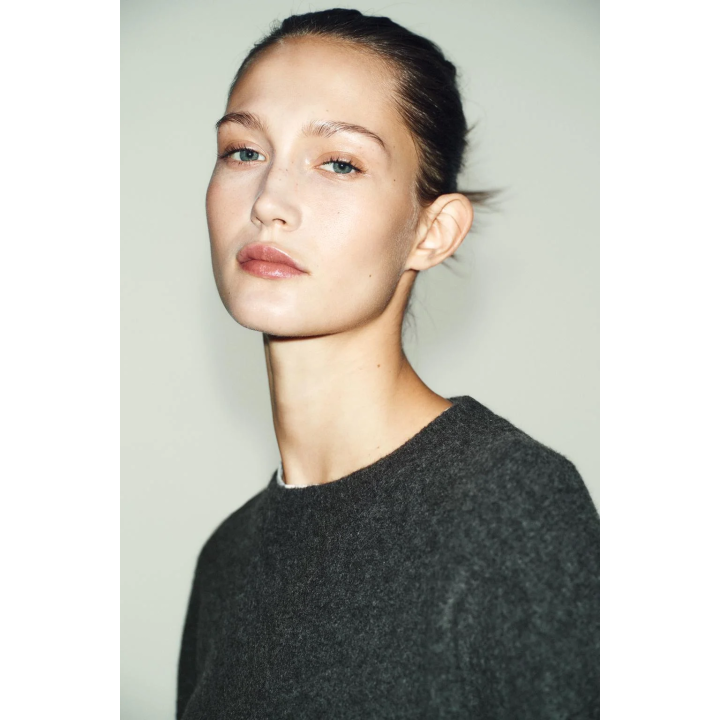 СВИТЕР ИЗ МЯГКОГО ТРИКОТАЖА