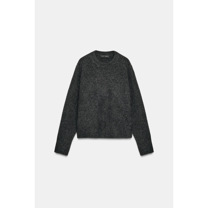 СВИТЕР ИЗ МЯГКОГО ТРИКОТАЖА