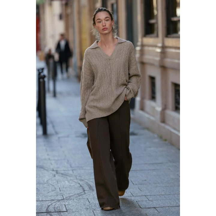 СВИТЕР С УЗОРОМ «КОСЫ»