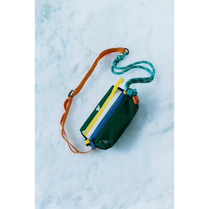 РАЗНОЦВЕТНАЯ СУМКА С ПЛЕЧЕВЫМ РЕМНЕМ