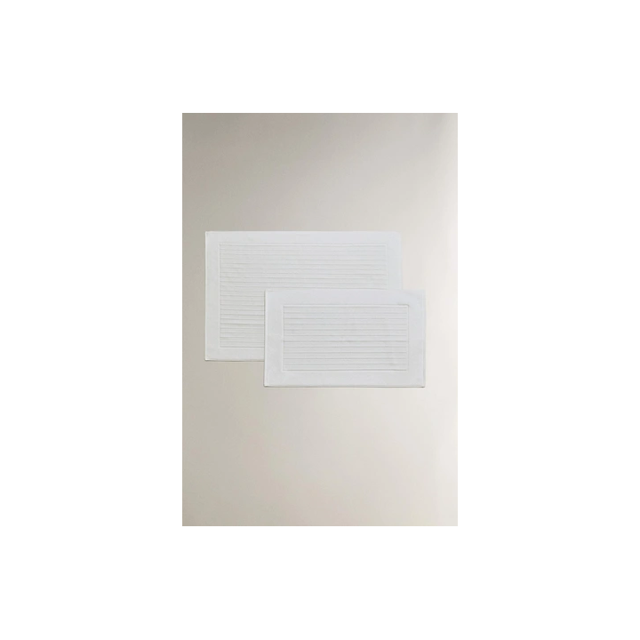 VELOUR BATH MAT WITH STRIPED TEXTURE