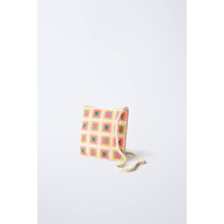 СУМКА С КРУЖЕВОМ КРОШЕ