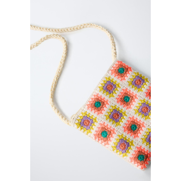 СУМКА С КРУЖЕВОМ КРОШЕ