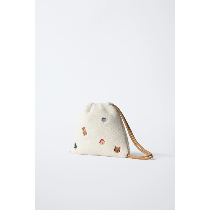 СУМКА ИЗ ИСКУССТВЕННОЙ ОВЧИНЫ С ВЫШИВКОЙ