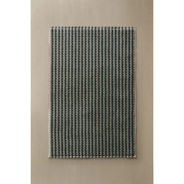 GEOMETRIC JACQUARD BATH MAT