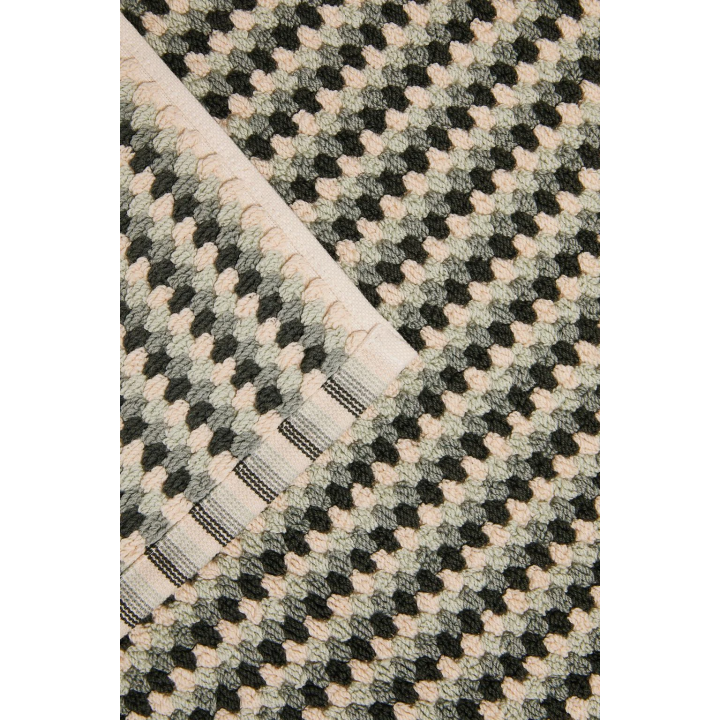 GEOMETRIC JACQUARD BATH MAT