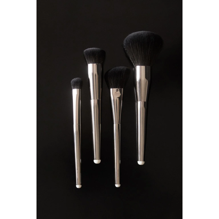 MAKEUP BRUSH SET (SET OF 4)