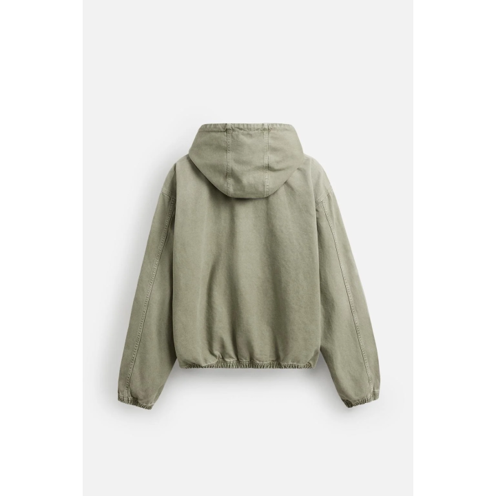 КУРТКА С КАПЮШОНОМ И ЭФФЕКТОМ ПОТЕРТОСТИ