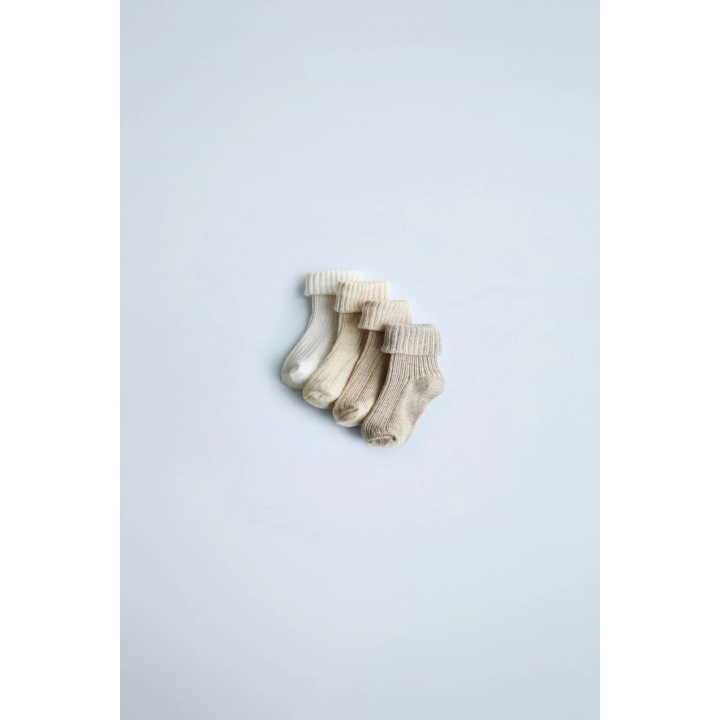 Набор из четырех цветных носков