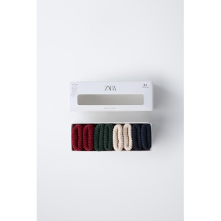 НАБОР ИЗ 4 ЦВЕТНЫХ НОСКОВ В КОРОБКЕ