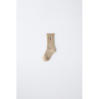 Носки с вязаными вышитыми цветами