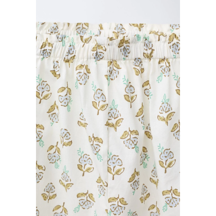 3-6 ЛЕТ/ПИЖАМА: РУБАШКА И БРЮКИ С ЦВЕТОЧНЫМ ПРИНТОМ