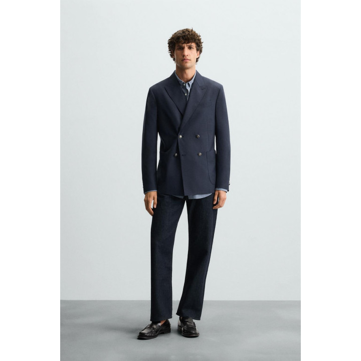 ДВУБОРТНЫЙ БЛЕЙЗЕР С ШЕРСТЬЮ