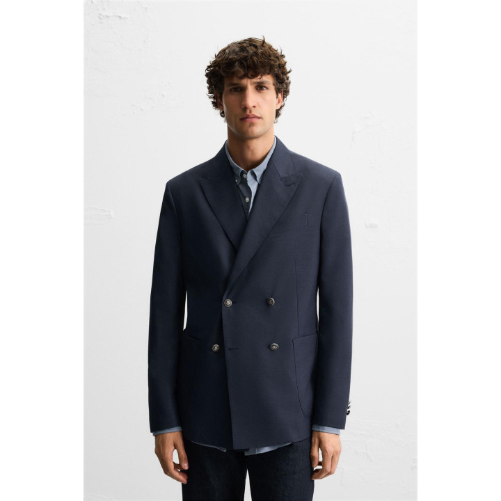 ДВУБОРТНЫЙ БЛЕЙЗЕР С ШЕРСТЬЮ