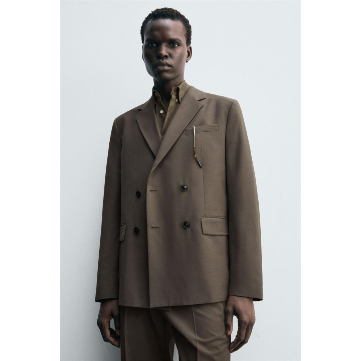 ДВУБОРТНЫЙ КОСТЮМНЫЙ БЛЕЙЗЕР