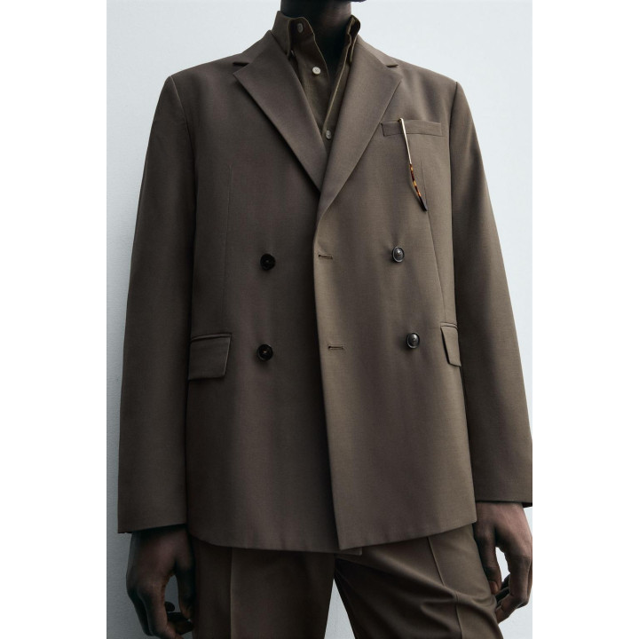 ДВУБОРТНЫЙ КОСТЮМНЫЙ БЛЕЙЗЕР