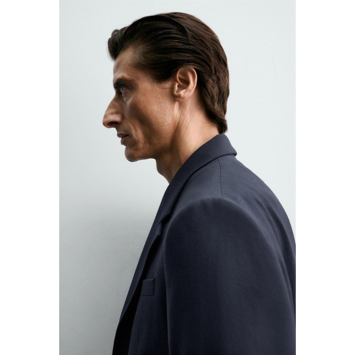 КОСТЮМНЫЙ БЛЕЙЗЕР ИЗ 100% ШЕРСТИ