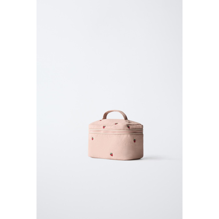 НЕСЕССЕР С КЛУБНИЧКАМИ