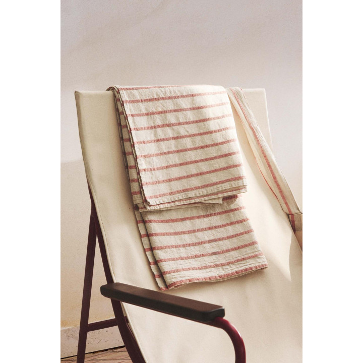 Пляжное полотенце-парео из хлопка и льна в полоску