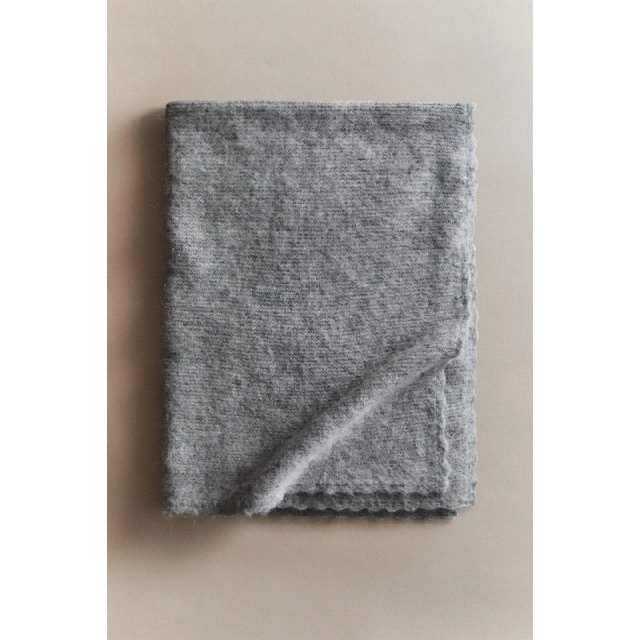 CHILDREN'S ALPACA BLEND BLANKET