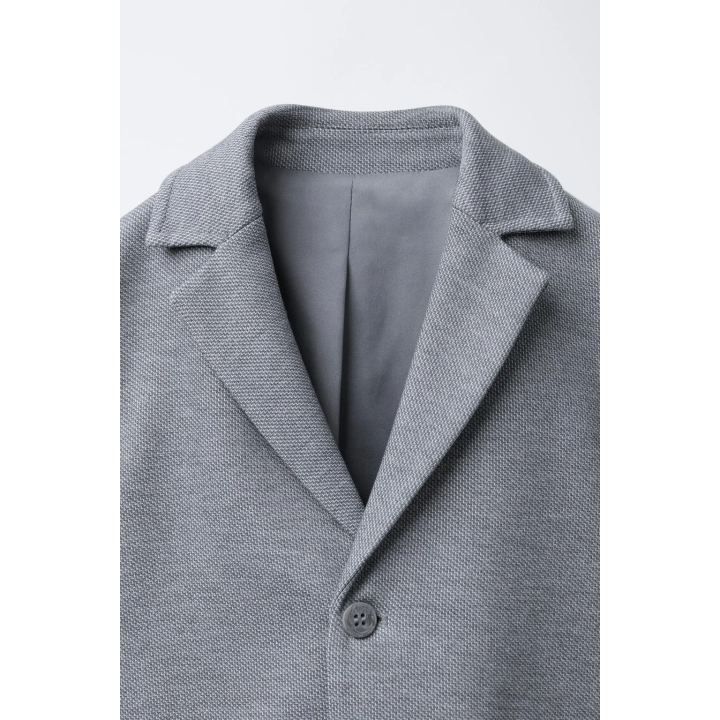 ПРИТАЛЕННЫЙ КОСТЮМНЫЙ БЛЕЙЗЕР