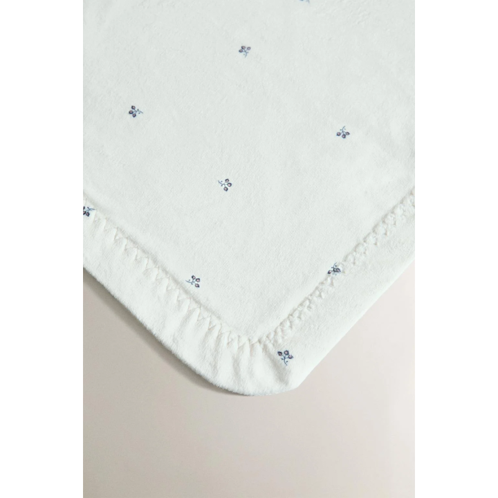 FLEECE FLORAL BABY BLANKET
