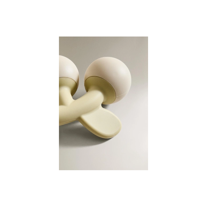 SILICONE FLOWER BABY RATTLE