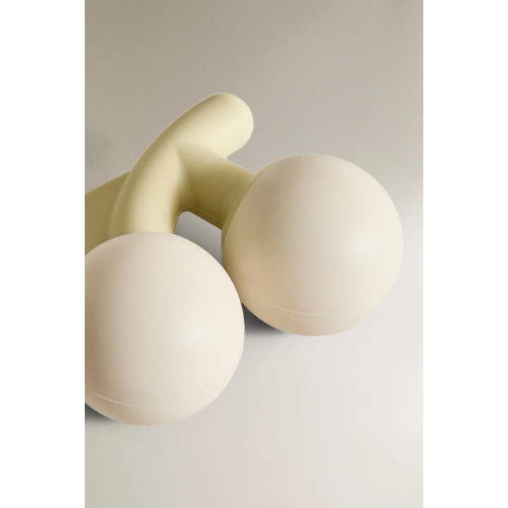 SILICONE FLOWER BABY RATTLE