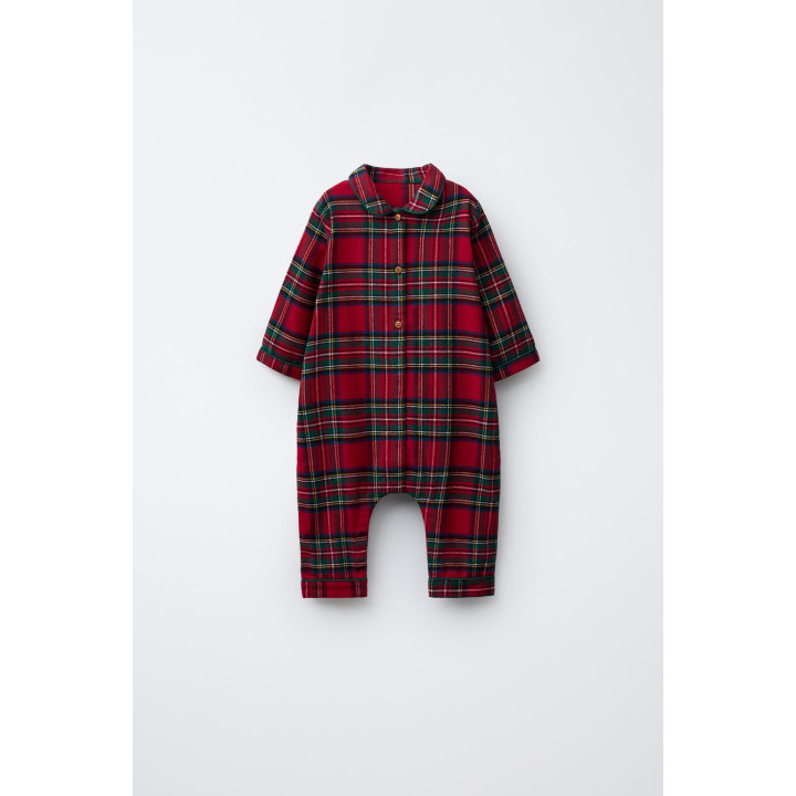 Комбинезон в клетку из фланели с рубашечным воротником