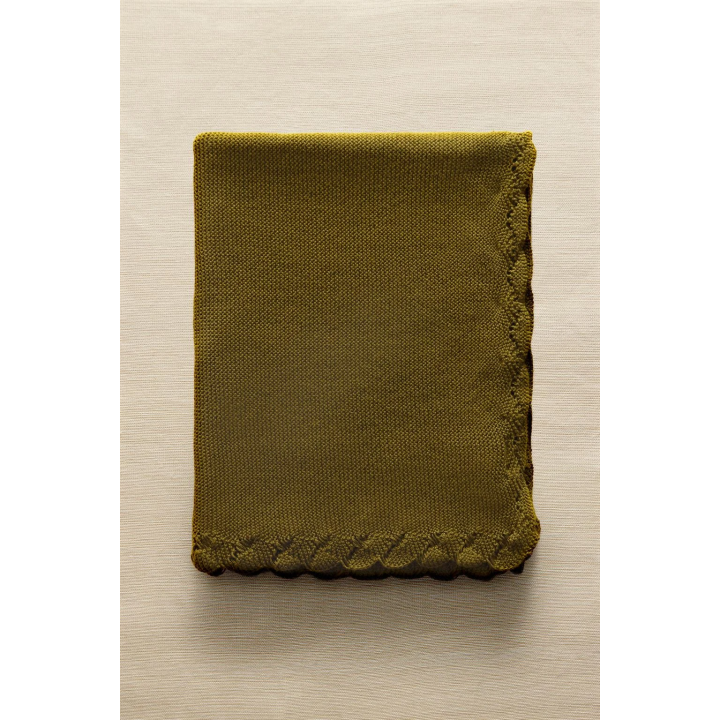 BABY BLANKET WITH CROCHET BORDER