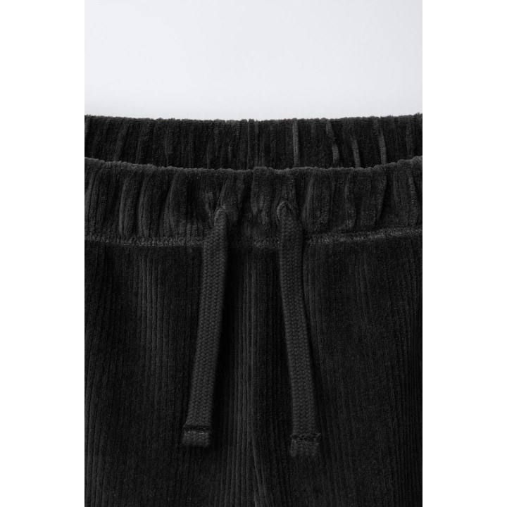 Широкие брюки из вельвета прямого кроя