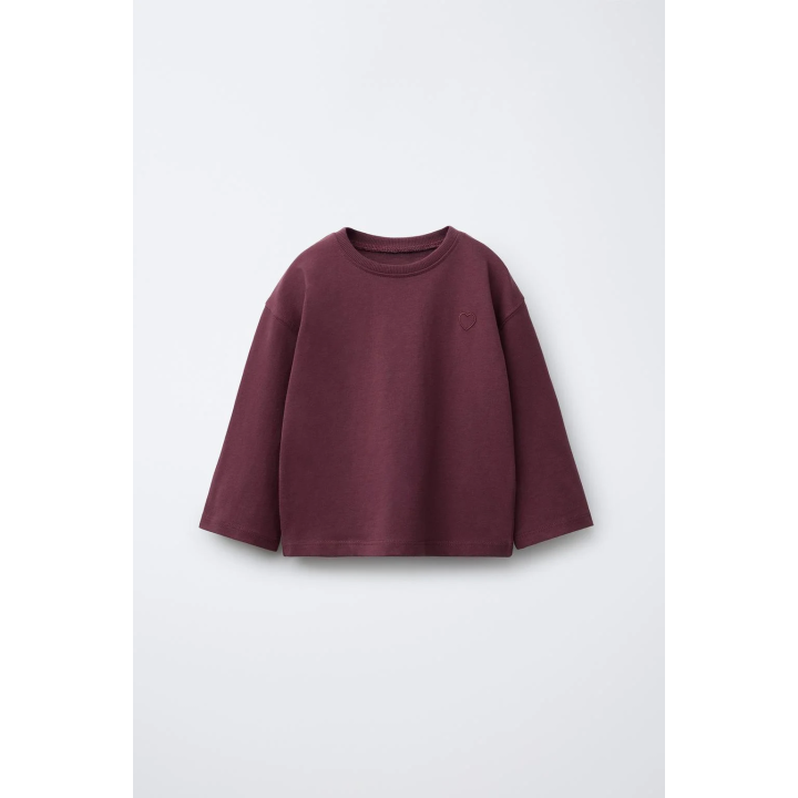 БАЗОВАЯ ФУТБОЛКА С ВЫШИТЫМ СЕРДЦЕМ