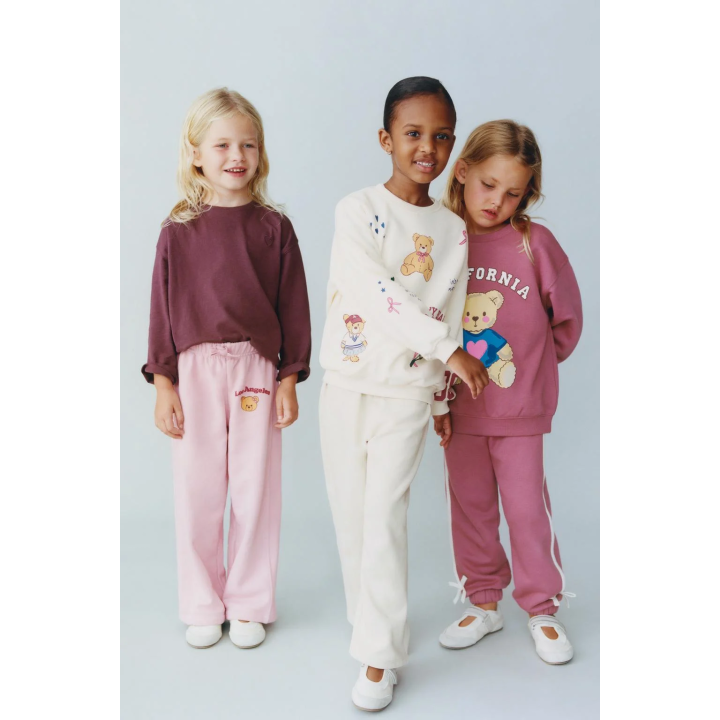 БАЗОВАЯ ФУТБОЛКА С ВЫШИТЫМ СЕРДЦЕМ