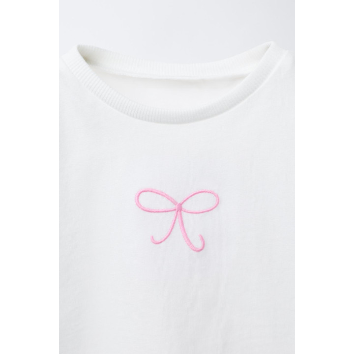 ФУТБОЛКА С ВЫШИВКОЙ И ТЕКСТОМ