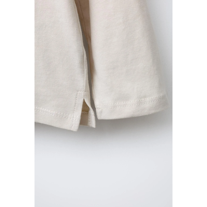 ФУТБОЛКА С БЛЕСТЯЩИМ ТЕКСТОВЫМ ПРИНТОМ