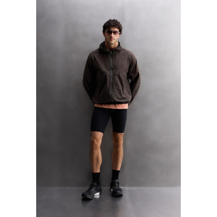 КУРТКА-ВЕТРОВКА ЛИМИТИРОВАННОЙ СЕРИИ