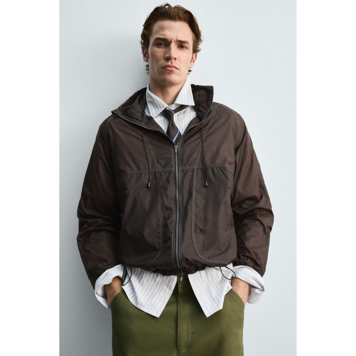 КУРТКА-ВЕТРОВКА ЛИМИТИРОВАННОЙ СЕРИИ