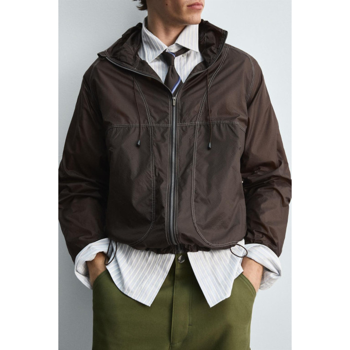 КУРТКА-ВЕТРОВКА ЛИМИТИРОВАННОЙ СЕРИИ